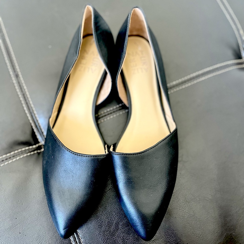 Samantha D’orsay Flat
